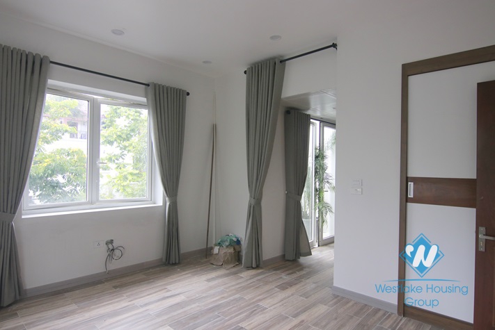 Villa with 4 bedrooms for rent in Vinhome  Riverside Long Bien, Hanoi.